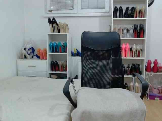 MisstressSabi webcam