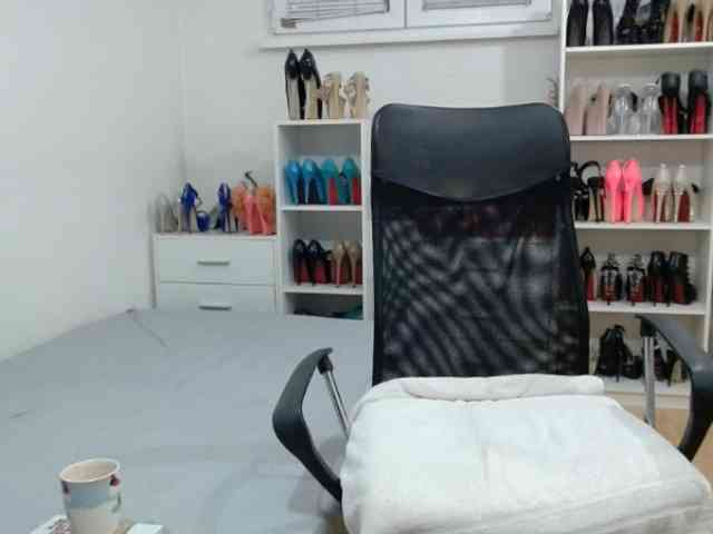 MisstressSabi webcam