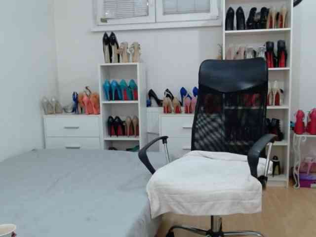 MisstressSabi webcam