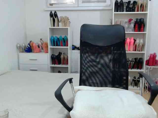 MisstressSabi webcam
