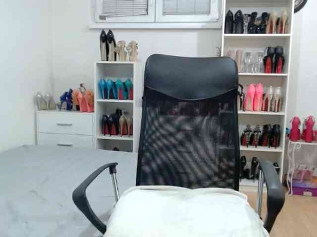 MisstressSabi webcam