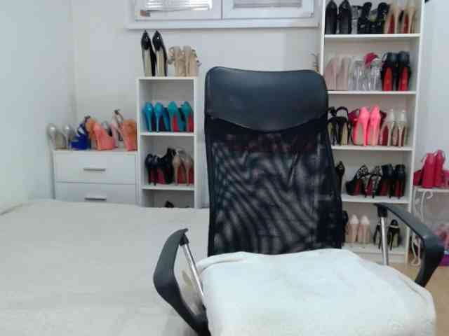MisstressSabi webcam