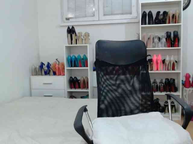 MisstressSabi webcam