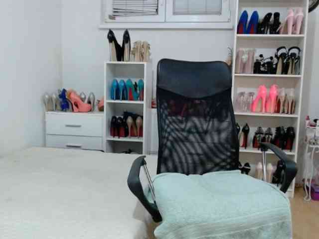 MisstressSabi webcam