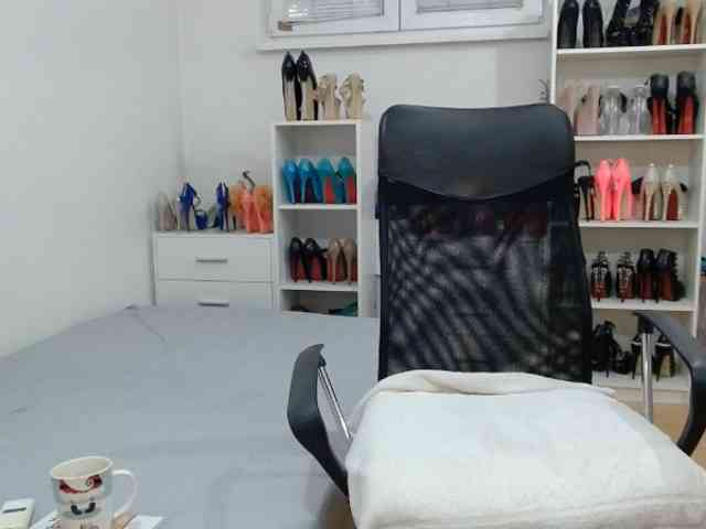 MisstressSabi webcam