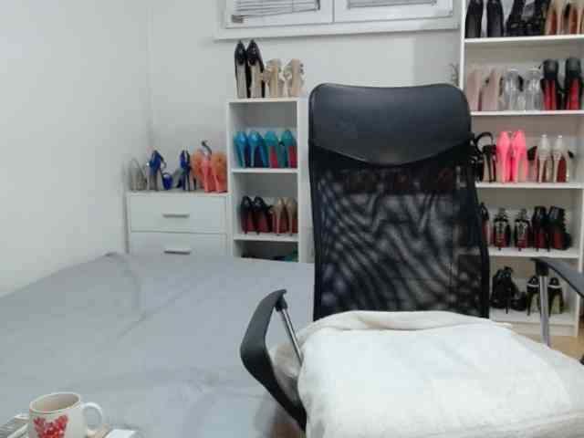 MisstressSabi webcam