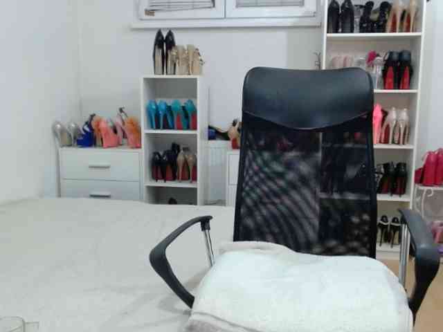 MisstressSabi webcam