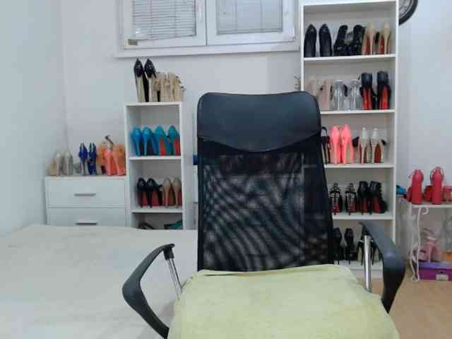 MisstressSabi webcam