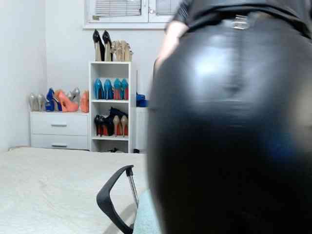 MisstressSabi webcam