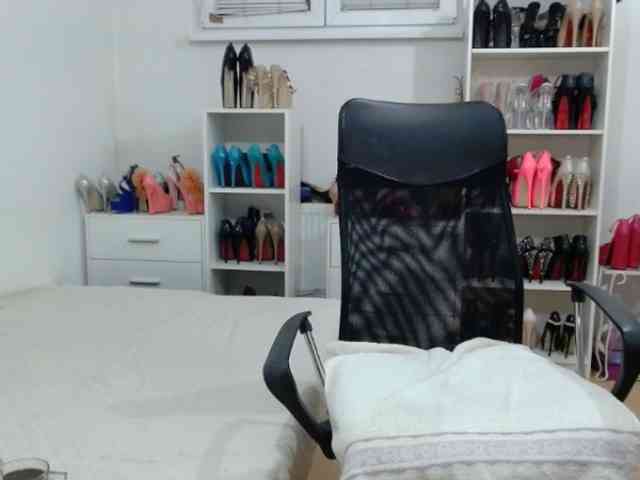 MisstressSabi webcam