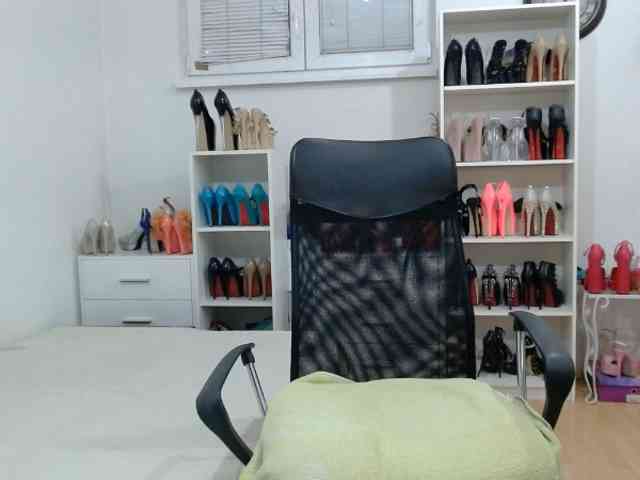 MisstressSabi webcam