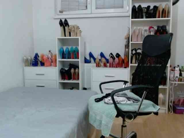 MisstressSabi webcam