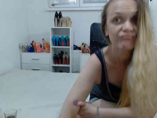 MisstressSabi webcam