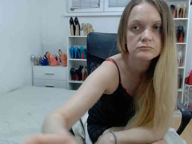MisstressSabi webcam