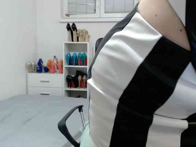 MisstressSabi webcam