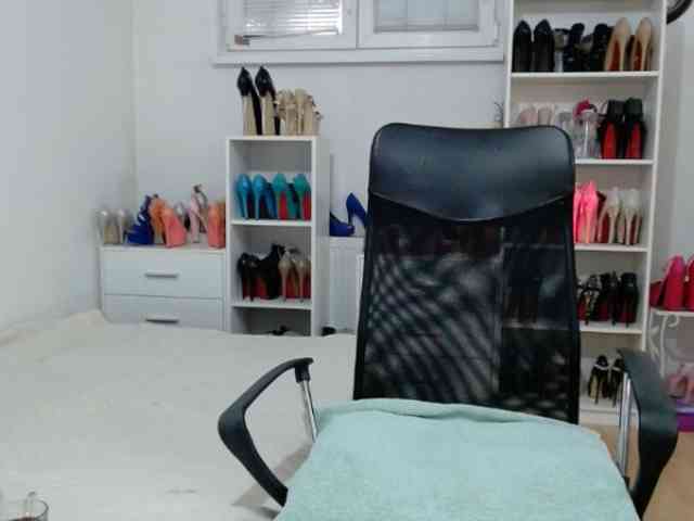 MisstressSabi webcam