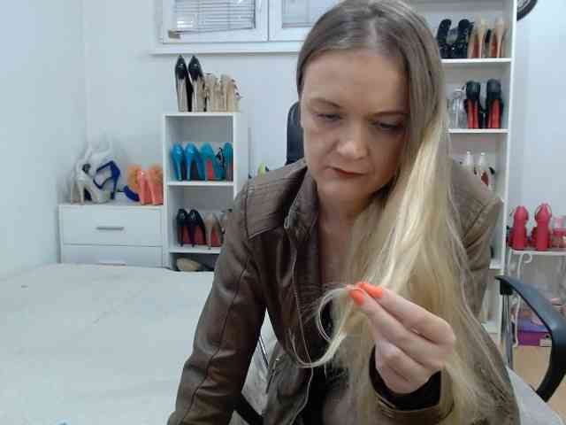 MisstressSabi webcam