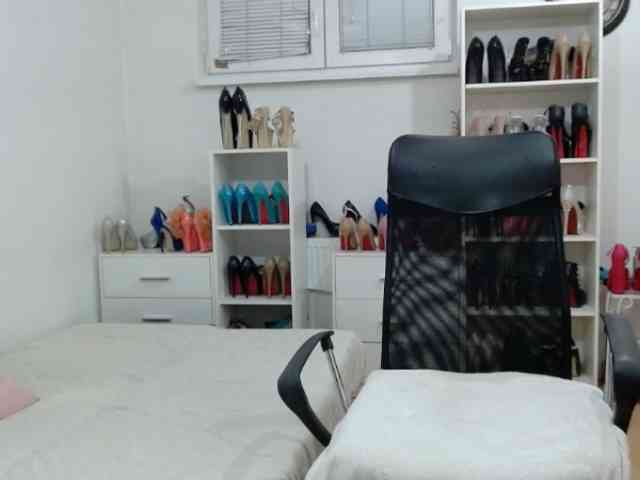 MisstressSabi webcam