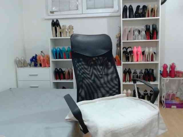 MisstressSabi webcam