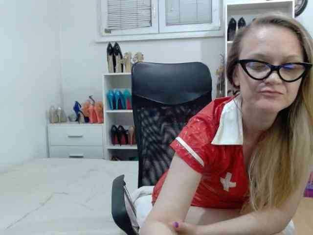 MisstressSabi webcam