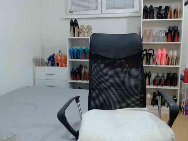 MisstressSabi webcam