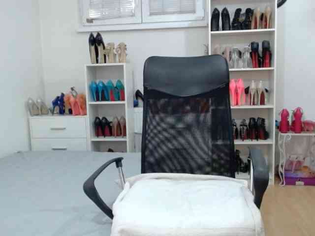 MisstressSabi webcam