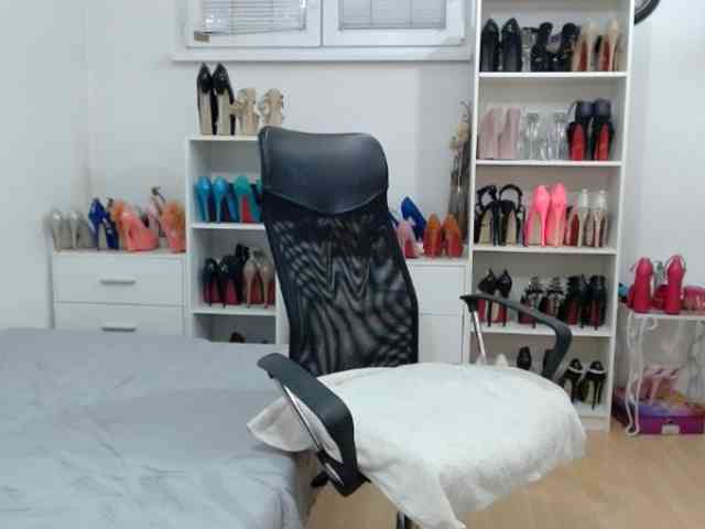 MisstressSabi webcam