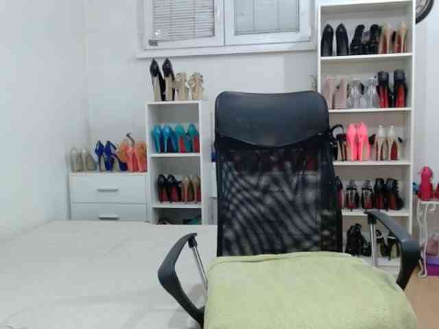 MisstressSabi webcam