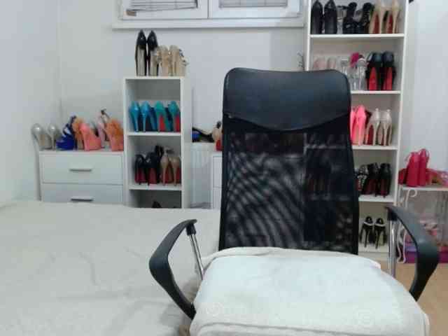 MisstressSabi webcam