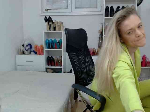 MisstressSabi webcam
