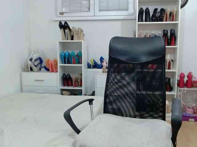 MisstressSabi webcam