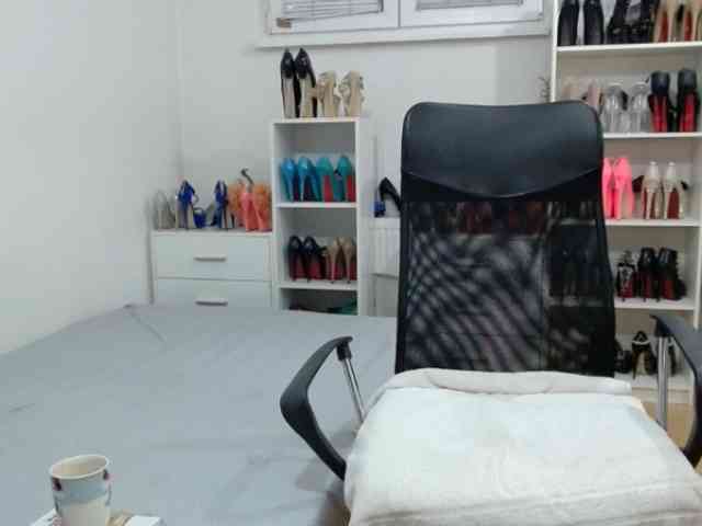 MisstressSabi webcam