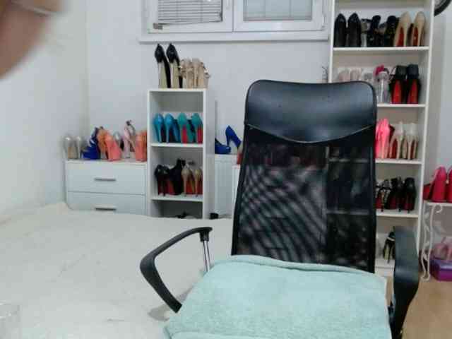 MisstressSabi webcam