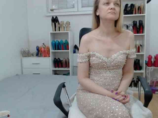 MisstressSabi webcam