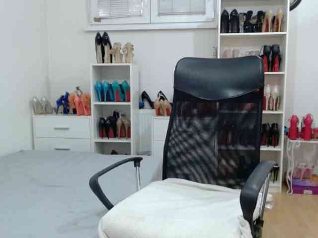 MisstressSabi webcam
