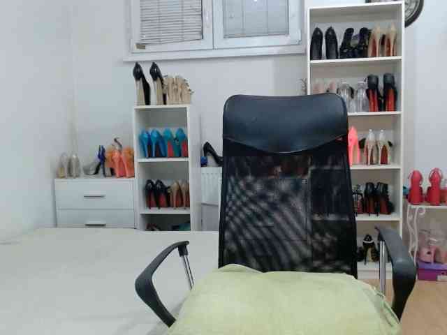 MisstressSabi webcam