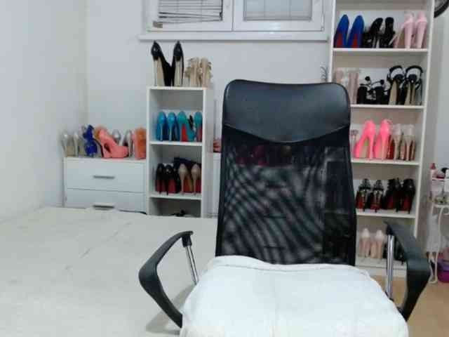 MisstressSabi webcam