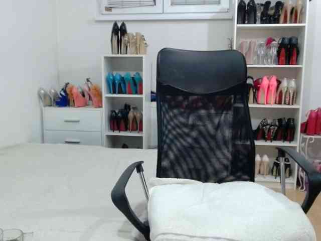 MisstressSabi webcam
