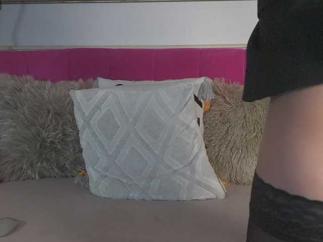 LoriMinelli live cam on BongaCams