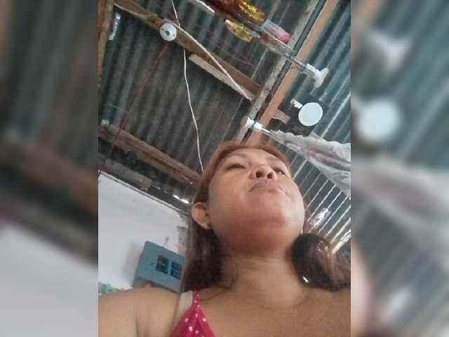 pinaymaniac69 live cam on BongaCams