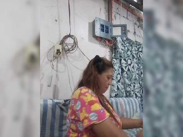 pinaymaniac69 live cam on BongaCams