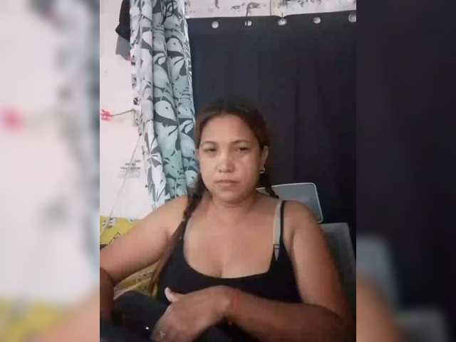 pinaymaniac69 live cam on BongaCams