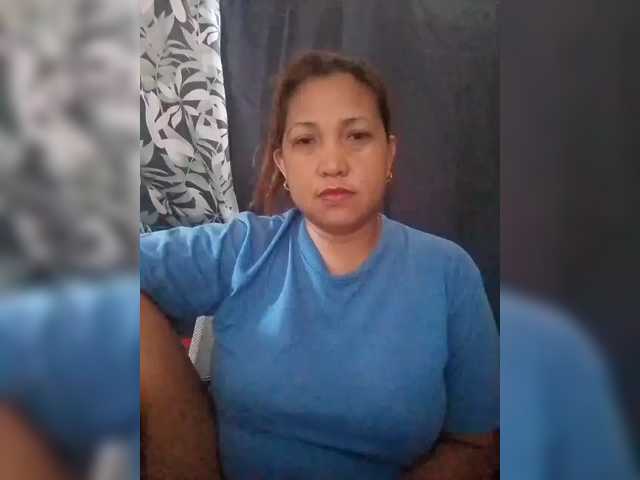 pinaymaniac69 live cam on BongaCams