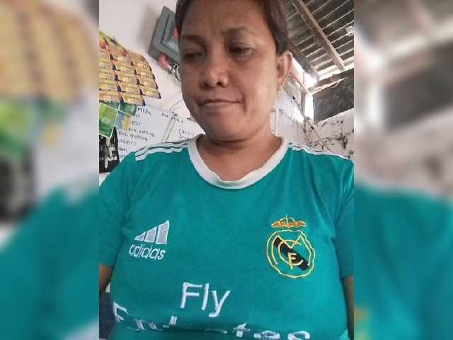 pinaymaniac69 live cam on BongaCams
