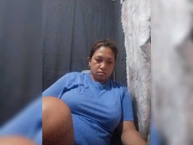 pinaymaniac69 live cam on BongaCams