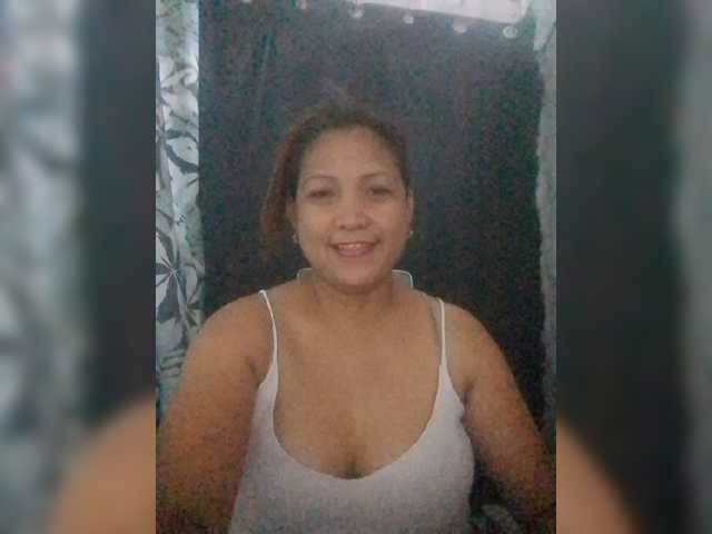 pinaymaniac69 live cam on BongaCams