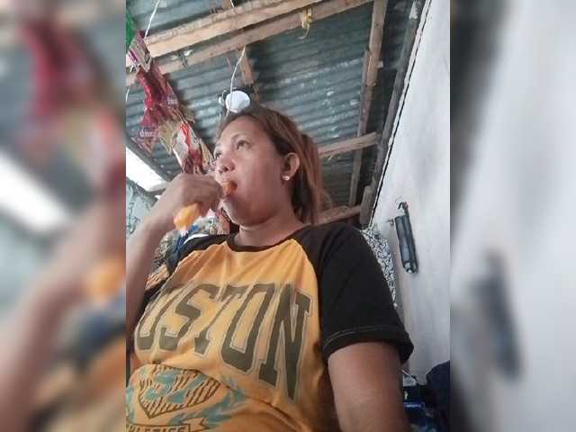 pinaymaniac69 live cam on BongaCams