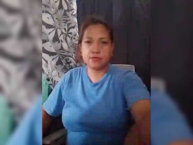 pinaymaniac69 live cam on BongaCams