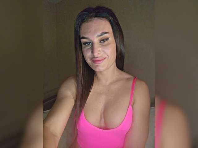XStrawberryX live cam on BongaCams