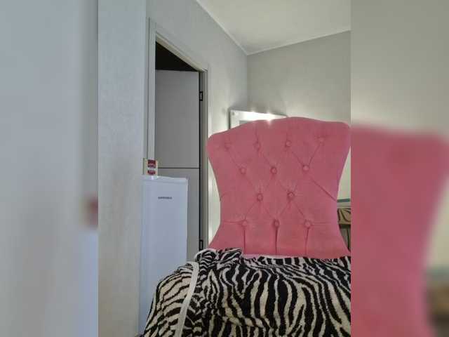 a-squirter live cam on BongaCams